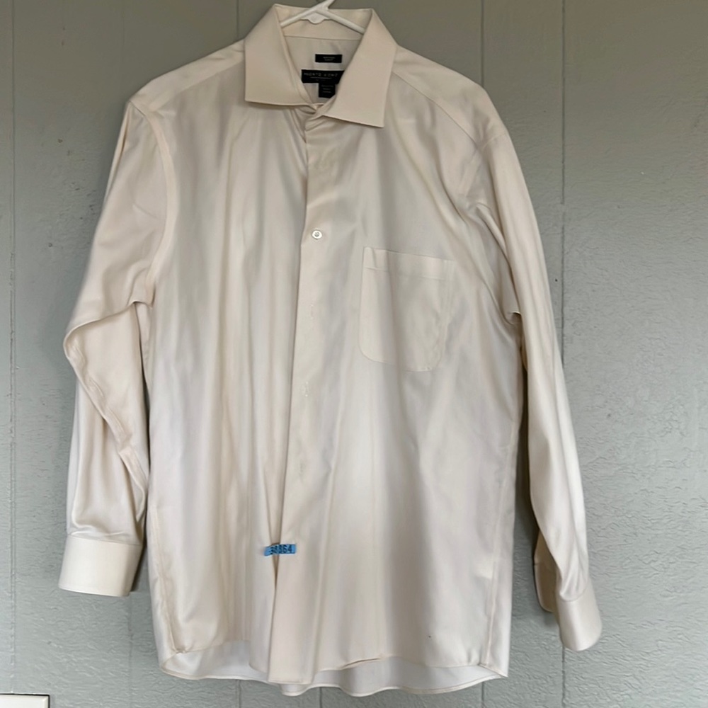 Men dress shirt XL like new condition